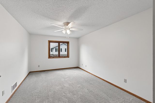 14799 Endicott Way, Apple Valley, MN 55124
