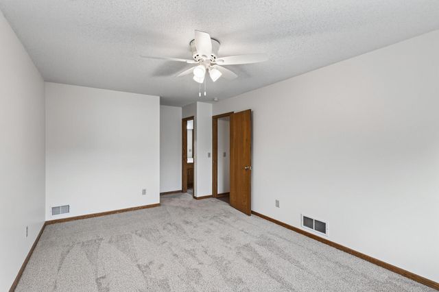 14799 Endicott Way, Apple Valley, MN 55124