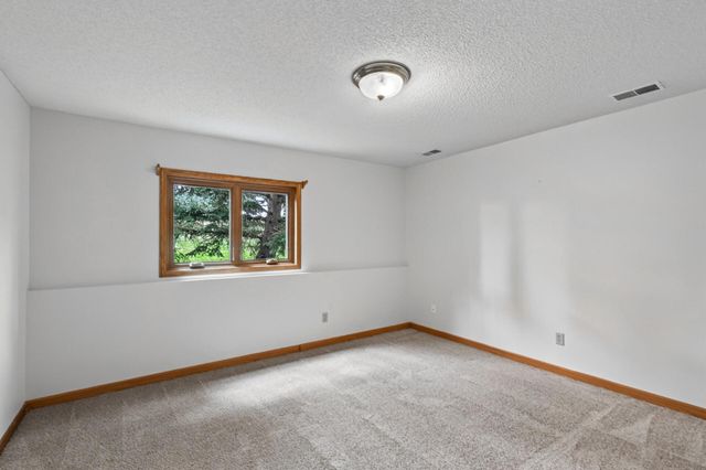 14799 Endicott Way, Apple Valley, MN 55124