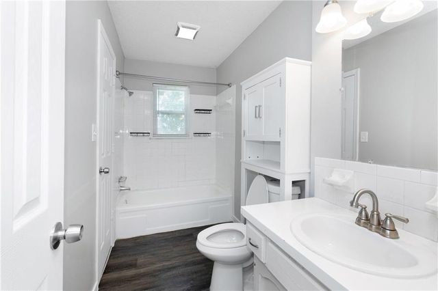 102 Cooper Street, Buckner, MO 64016