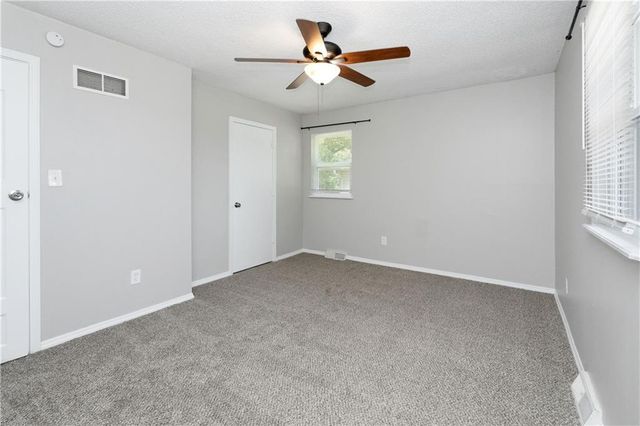 102 Cooper Street, Buckner, MO 64016