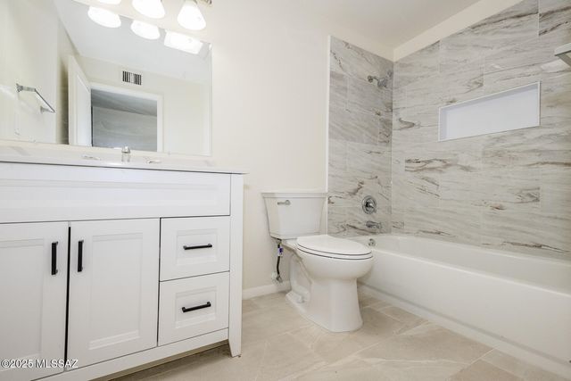 1241 N Camino Seco, Tucson, AZ 85715