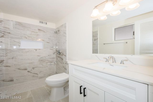 1241 N Camino Seco, Tucson, AZ 85715