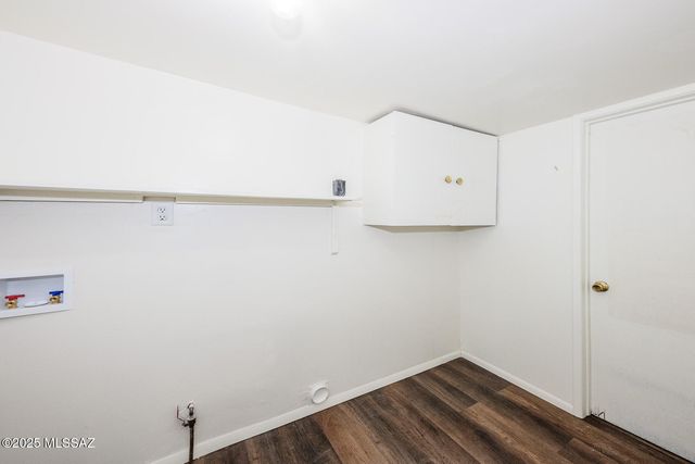 1241 N Camino Seco, Tucson, AZ 85715