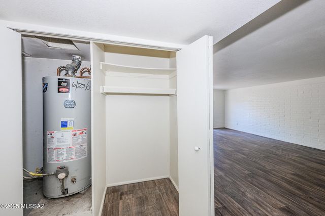 1241 N Camino Seco, Tucson, AZ 85715