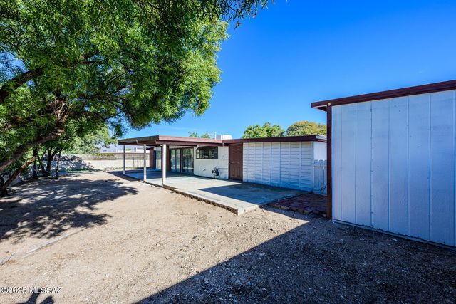 1241 N Camino Seco, Tucson, AZ 85715