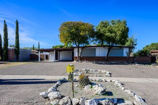 1241 N Camino Seco, Tucson, AZ 85715