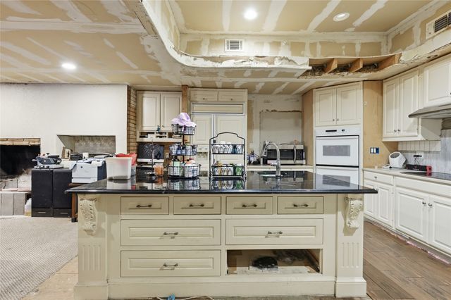 105 Texoma Terrace Road, Denison, TX 75020