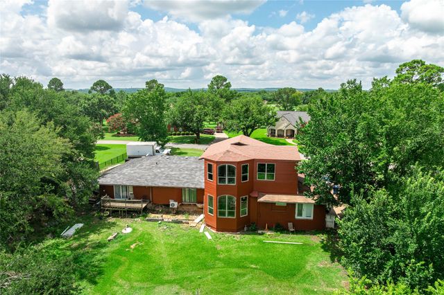 105 Texoma Terrace Road, Denison, TX 75020