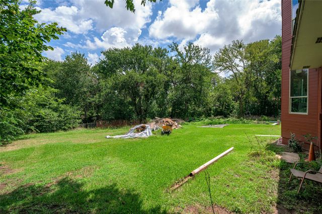 105 Texoma Terrace Road, Denison, TX 75020
