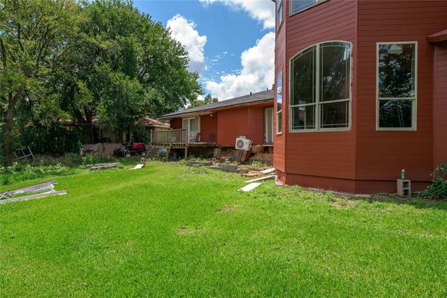 105 Texoma Terrace Road, Denison, TX 75020