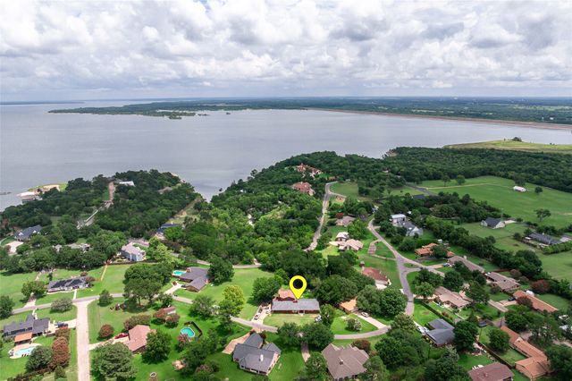 105 Texoma Terrace Road, Denison, TX 75020