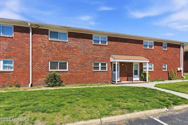 3 Myrtle Avenue A, Eatontown, NJ 07724