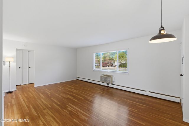 3 Myrtle Avenue A, Eatontown, NJ 07724