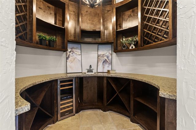 2419 Parrot Shell Lane, Richmond, TX 77406