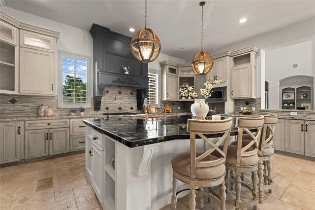 2419 Parrot Shell Lane, Richmond, TX 77406