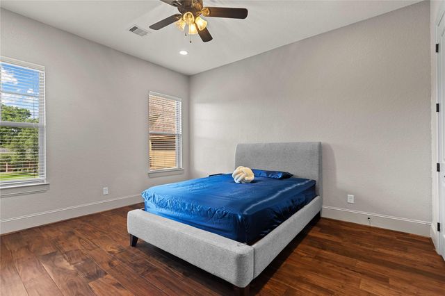 2419 Parrot Shell Lane, Richmond, TX 77406