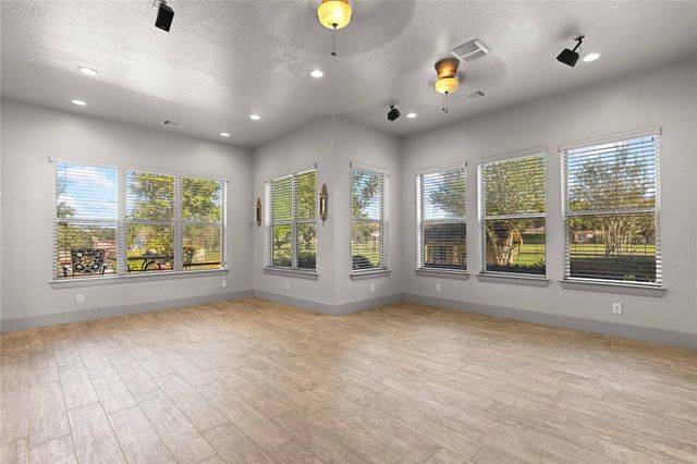 2419 Parrot Shell Lane, Richmond, TX 77406