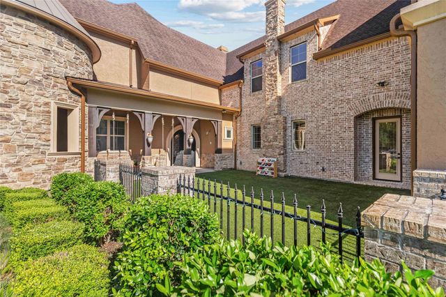 2419 Parrot Shell Lane, Richmond, TX 77406
