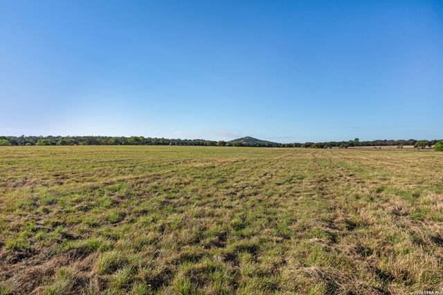 0003 Clearwater, Comfort, TX 78013
