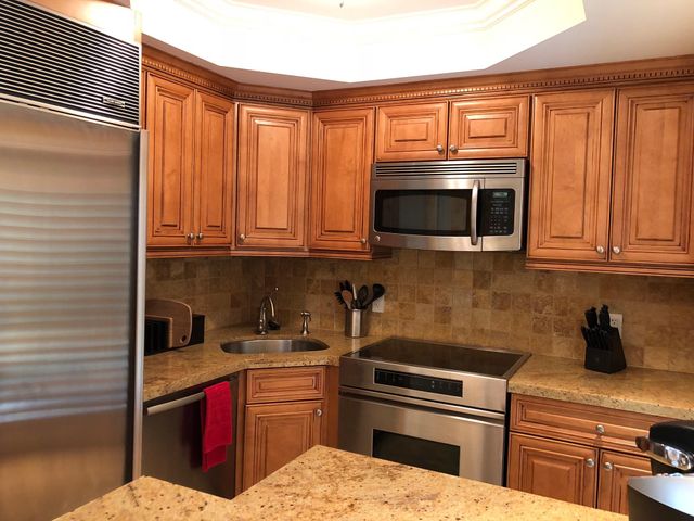 251 Oleander Avenue 1, Palm Beach, FL 33480