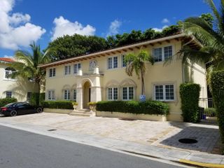 251 Oleander Avenue 1, Palm Beach, FL 33480