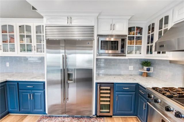 5522 Mossvale Circle, Huntington Beach, CA 92649