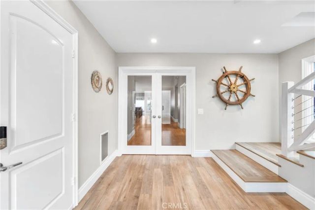 5522 Mossvale Circle, Huntington Beach, CA 92649