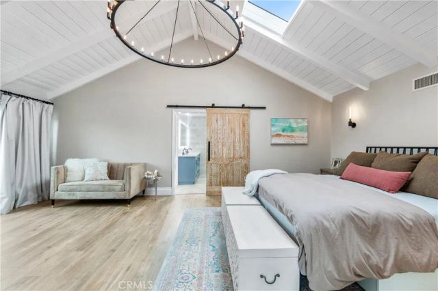 5522 Mossvale Circle, Huntington Beach, CA 92649