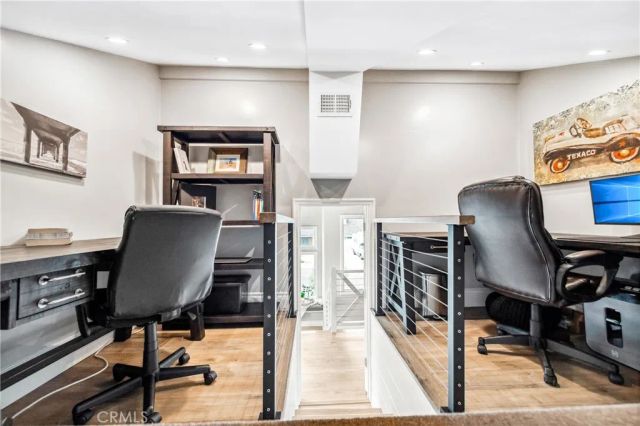 5522 Mossvale Circle, Huntington Beach, CA 92649