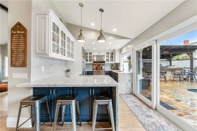 5522 Mossvale Circle, Huntington Beach, CA 92649