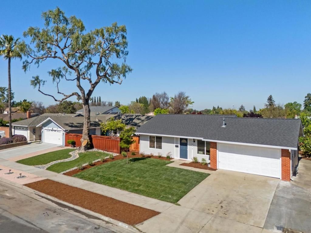 Image 30 of property listing at 2877 Bellini Court, San Jose, CA 95132