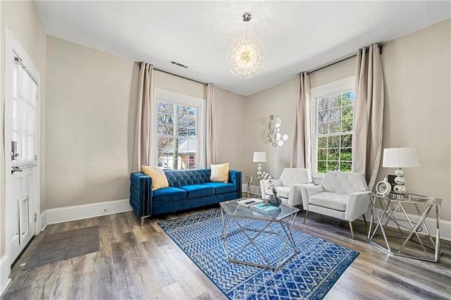 1099 Center Street NW, Atlanta, GA 30318
