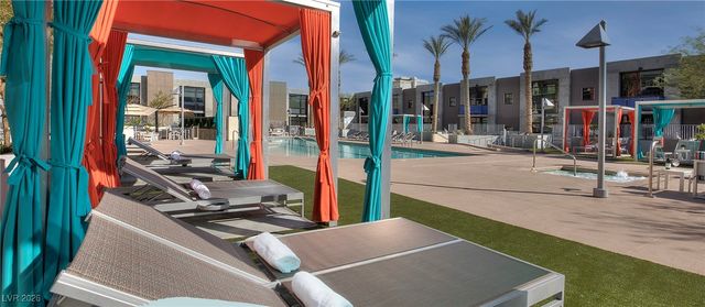 353 East Bonneville Avenue 805, Las Vegas, NV 89101