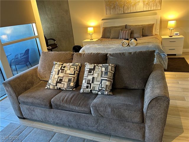 353 East Bonneville Avenue 805, Las Vegas, NV 89101