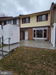 3136 ADDERLEY CT #243-G, Silver Spring, MD 20906