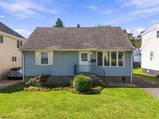 454 Lasalle Ave, Hasbrouck Heights Boro, NJ 07604