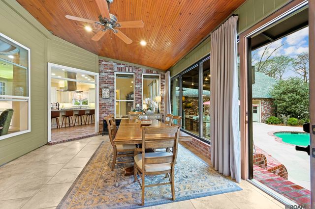 6895 Hunters Way Dr, Denham Springs, LA 70726