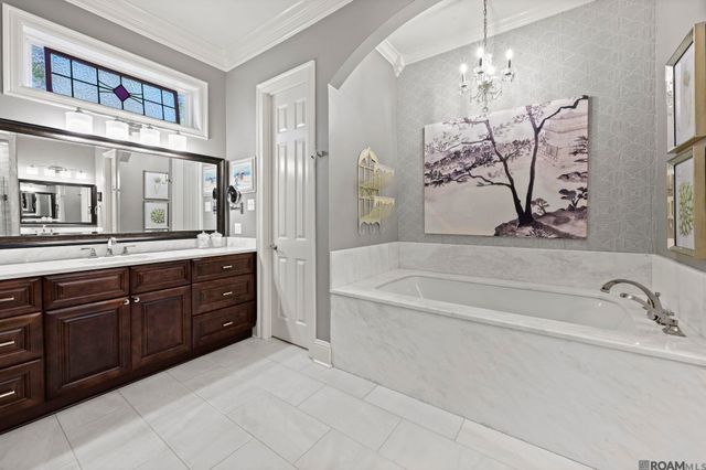 6895 Hunters Way Dr, Denham Springs, LA 70726