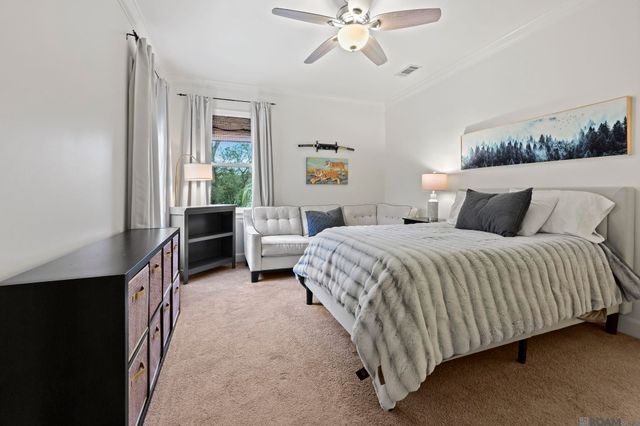 6895 Hunters Way Dr, Denham Springs, LA 70726