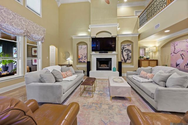 6895 Hunters Way Dr, Denham Springs, LA 70726