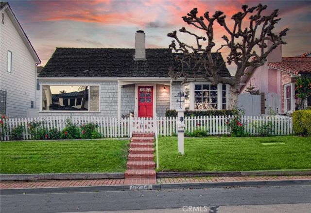 415 San Bernardino, Newport Beach, CA 92663