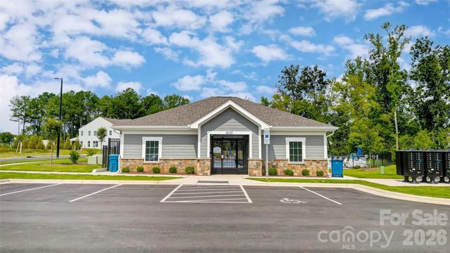 4376 Black Court, Harrisburg, NC 28075