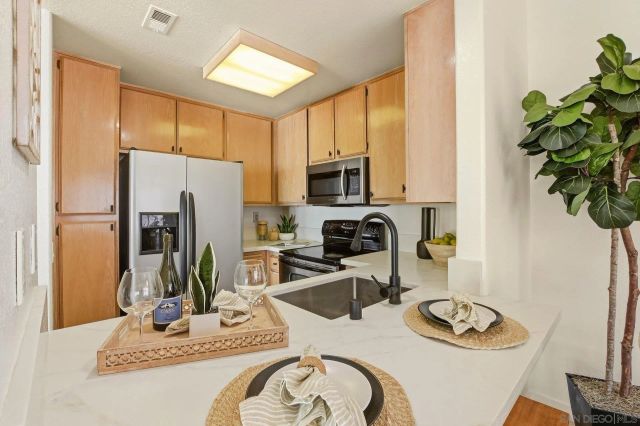 430 Stoney Point Way 128, Oceanside, CA 92058