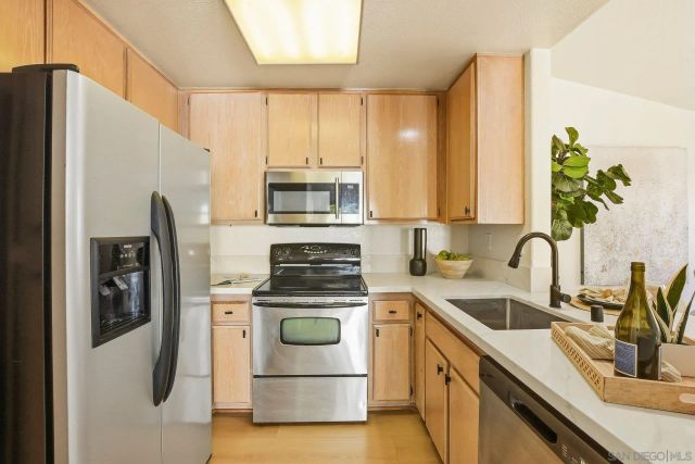 430 Stoney Point Way 128, Oceanside, CA 92058