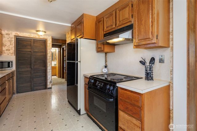 3105 13th Street, Bremerton, WA 98312