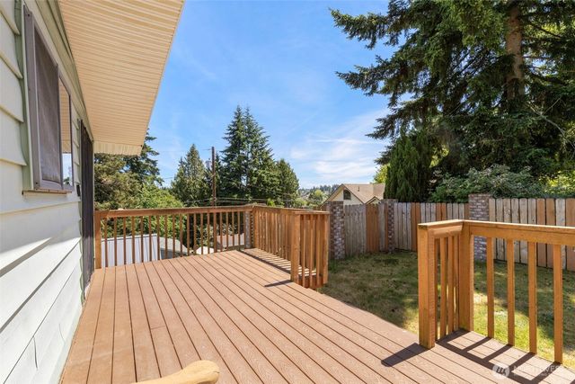 3105 13th Street, Bremerton, WA 98312