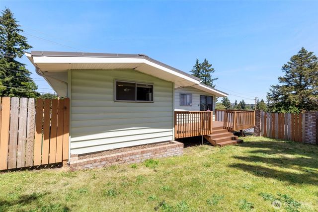 3105 13th Street, Bremerton, WA 98312