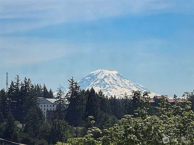 3105 13th Street, Bremerton, WA 98312