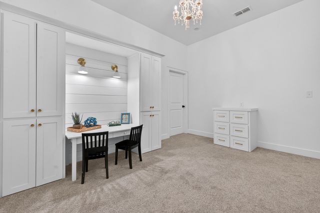 10101 Saratoga Avenue, Lubbock, TX 79424